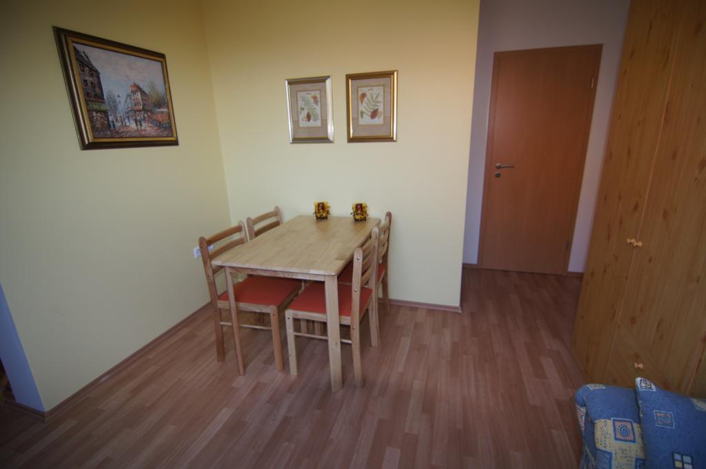 Tisa 488 Apartment Room photo